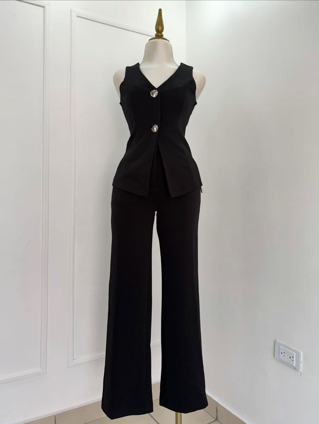 Boutique Chic Avenue — Pieza 42
