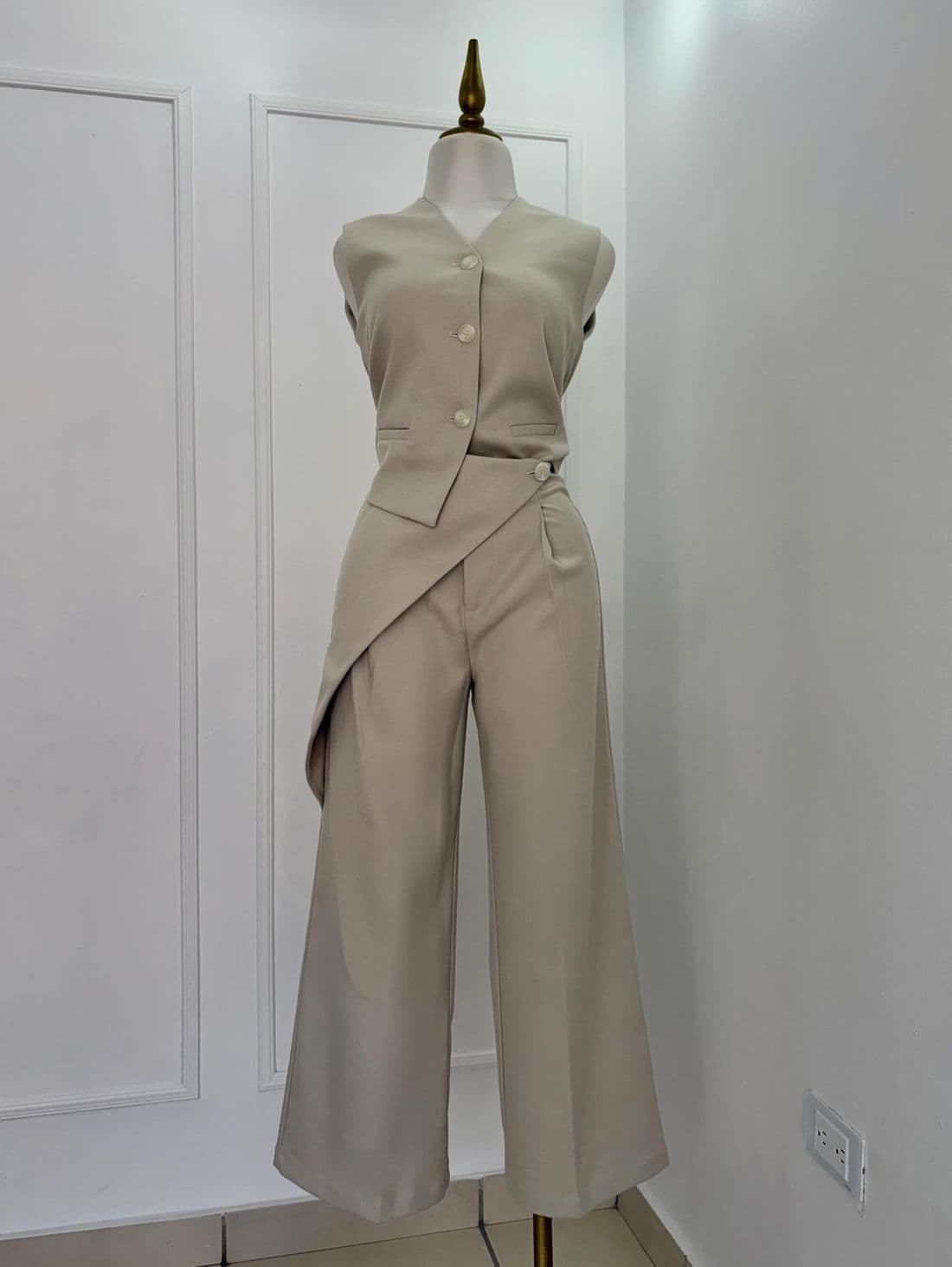 Boutique Chic Avenue — Pieza 47