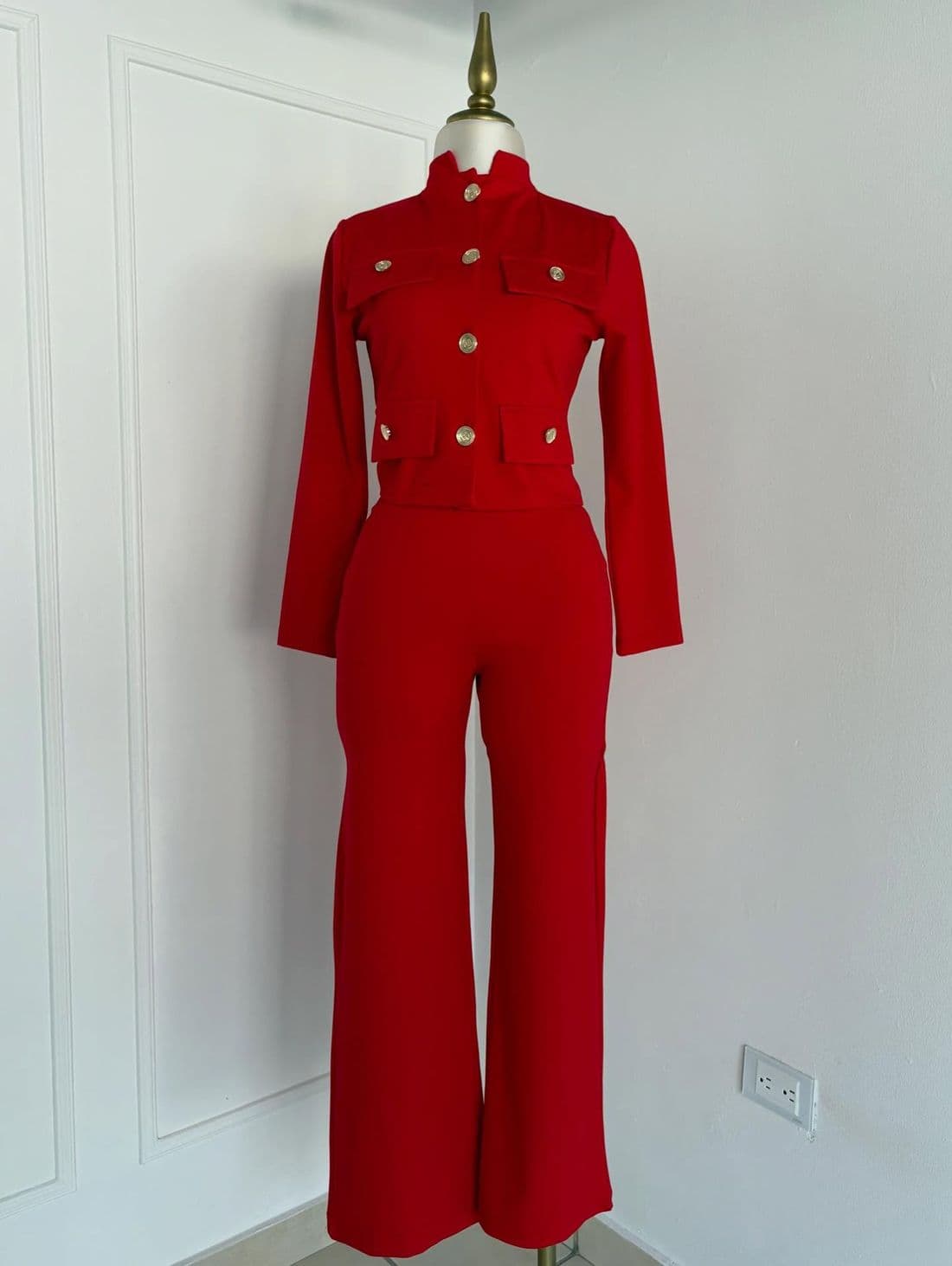 Boutique Chic Avenue — Pieza 54